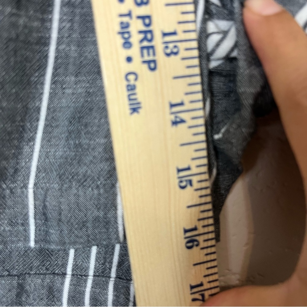 Chosse 5 Ítems For $30Sonoma goods for life women OX gray white striped shorts - Picture 14 of 16